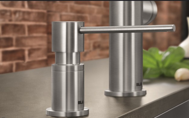 Waarom een geïntegreerd zeeppompje jouw keuken nét dat beetje extra geeft