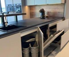 Luxe showroom keuken met 6 inbouwapparaten - 3