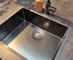 Showroomkeuken | Almelo | Eilandkeuken in vulkaangrijs met Eiken Sierra - 4