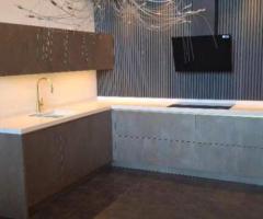 opheffing showroomkeuken greeploos. van €24000 voor €7900,=