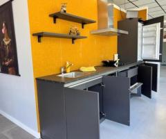 Showroomkeuken 335cm - compleet met apparatuur