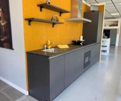 Showroomkeuken 335cm - compleet met apparatuur - 2