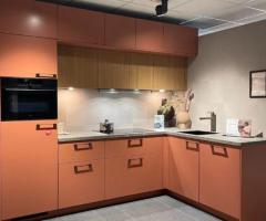 Showroomkeuken Cerezo NCS met Richárd Puur Eiken