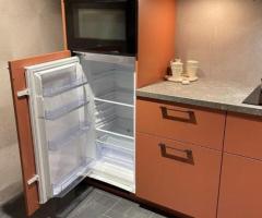 Showroomkeuken Cerezo NCS met Richárd Puur Eiken - 4