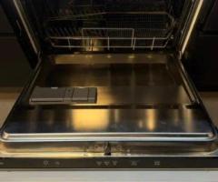 Moderne keuken met eiland en nieuw apparatuur - 4